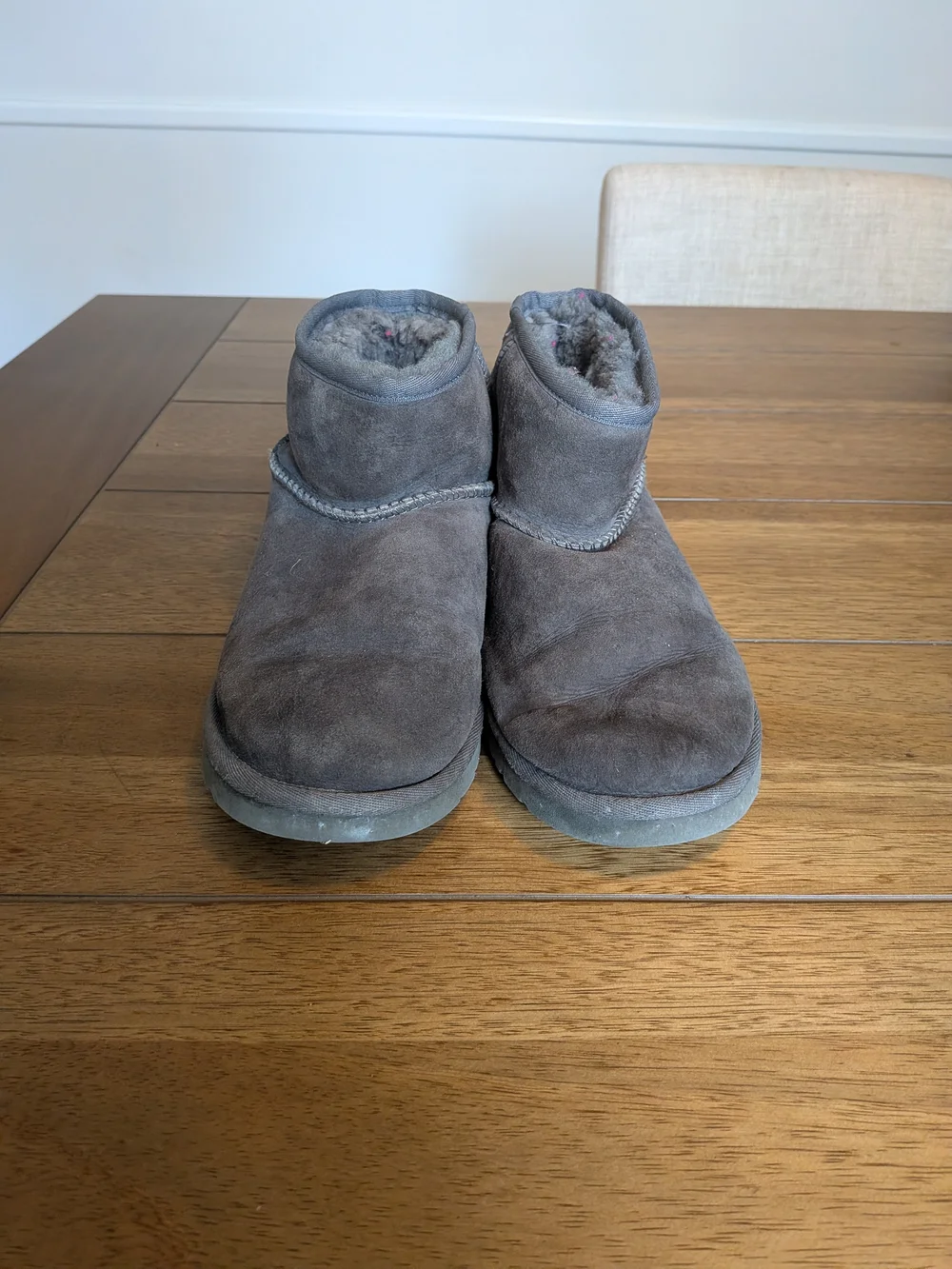 UGG kids classic
